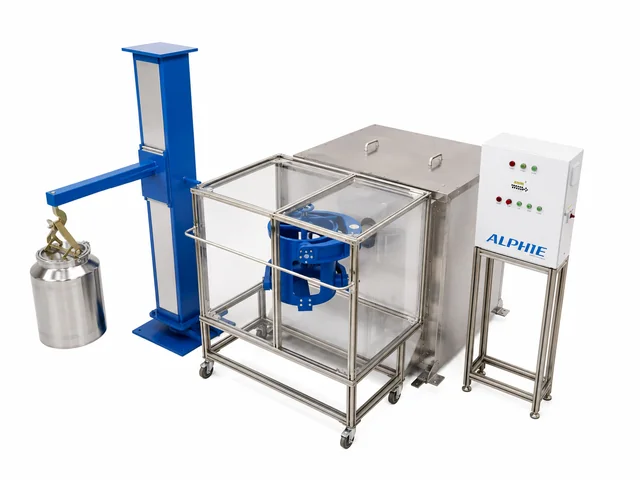 Alphie 50 powder blender