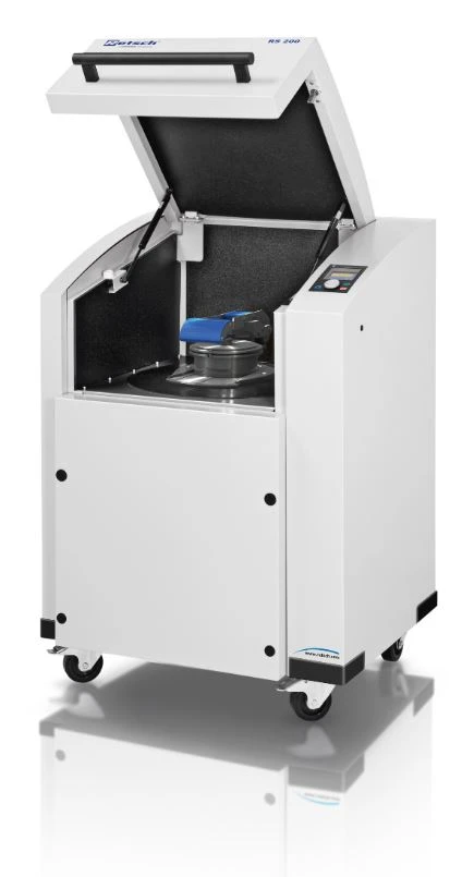 Vibratory disc mill illustrating the intermediate grinding technology