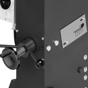 llproductsbb100zeropointhl Gap width adjustment with zero-point setting on a Retsch jaw crusher